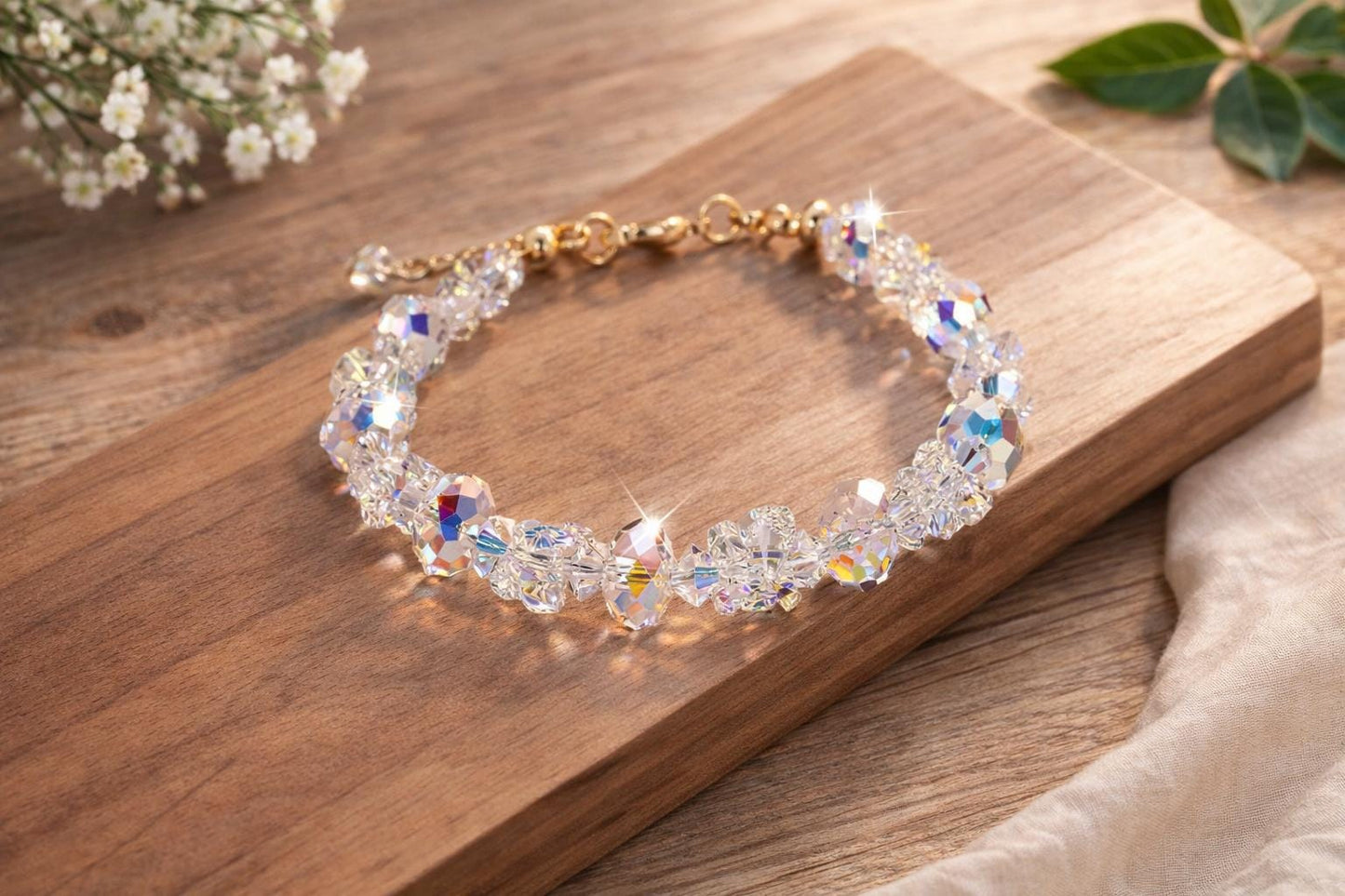 Clear Butterfly Beaded Bracelet, Transparent Crystal-Like Beads, Minimalist Daily Wear Jewelry